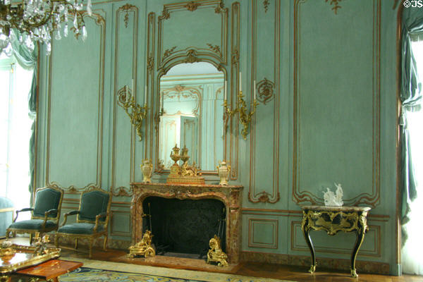 Paneled room from Palais Paar, Vienna (1775) at Metropolitan Museum of Art. New York, NY.