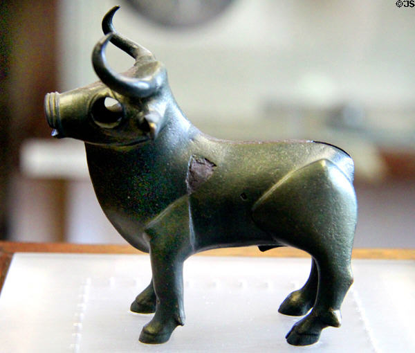 Bronze bull (5thC BCE) at Museum of Natural History. Vienna, Austria.