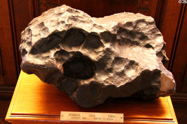 Meteor (352kg) found in 1836 at Museum of Natural History. Vienna, Austria.