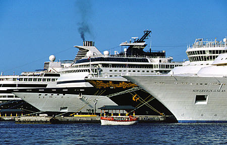 Cruise ships. Nassau, The Bahamas.