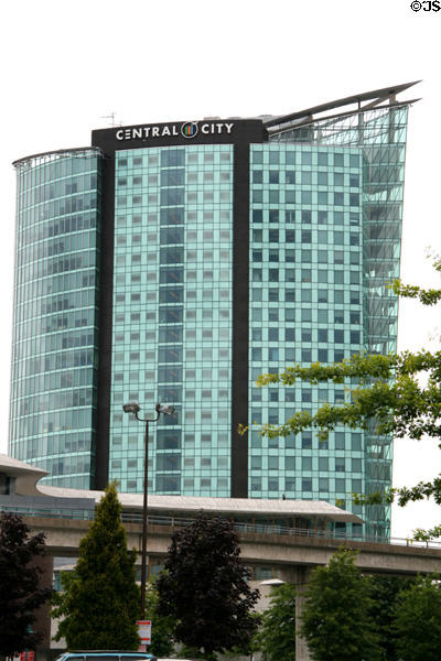 Central City (2003) (26 floors) (13450 - 102nd Ave.). Surrey, BC. Architect: Bing Thom Architects.