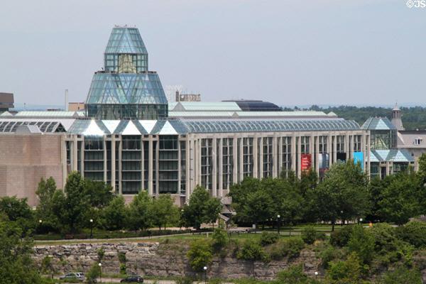 National Gallery of Canada (1986-8) (380 Sussex Drive). Ottawa, ON. Architect: Moshe Safdie.