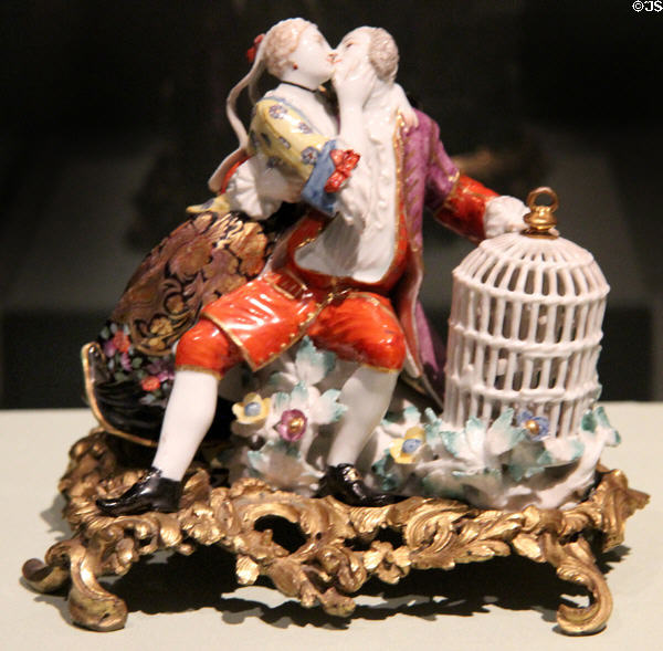 Meissen porcelain figurine of couple with birdcage (c1736) modeled by Johann Joachim Kändler in private collection. ON.