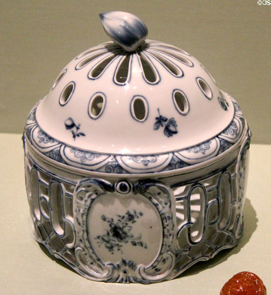 Porcelain chestnut basket (c1775-80) by Fürstenberg of Germany at Gardiner Museum. Toronto, ON.