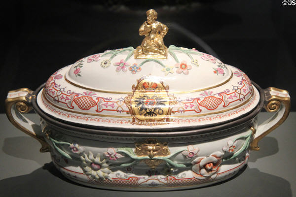 Porcelain tureen part of large set given to celebrate a royal alliance during War of Polish Succesion (c1733-5) by Du Paquier of Vienna, Austria at Gardiner Museum. Toronto, ON.