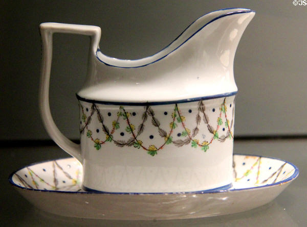 Bone china creamer & stand (pattern 18) (c1799) by Minton of Stoke-on-Trent, England at Gardiner Museum. Toronto, ON.