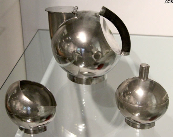 Pewter coffee service (c1937-43) by Harry Bertoia at Montreal Museum of Fine Arts. Montreal, QC.