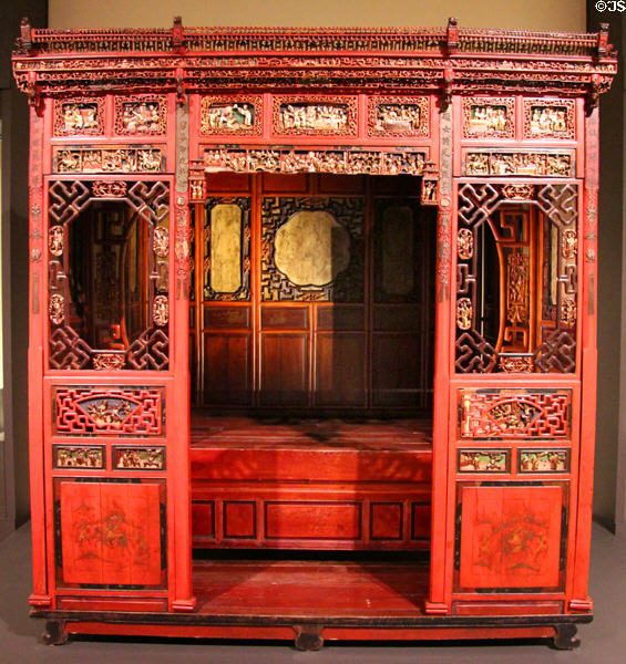 Lacquered Chinese alcove bed (Qing dynasty 1644-1918) from Zhejiang or Jiangsu province at Montreal Museum of Fine Arts. Montreal, QC.