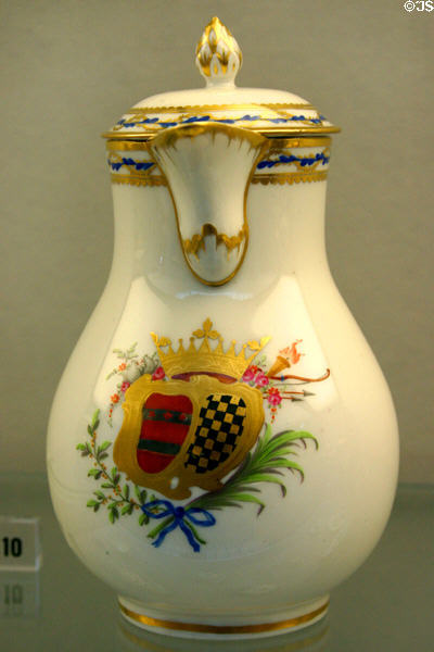 Porcelain coffee pot with arms of Vallesa et Filippa Martiniana of Turin (c1790) from Nyon at Ariana Museum. Geneva, Switzerland.
