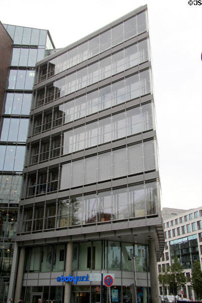 Modern commercial building at Caffamacherreihe & Valentinskamp in Goose Market district. Hamburg, Germany.