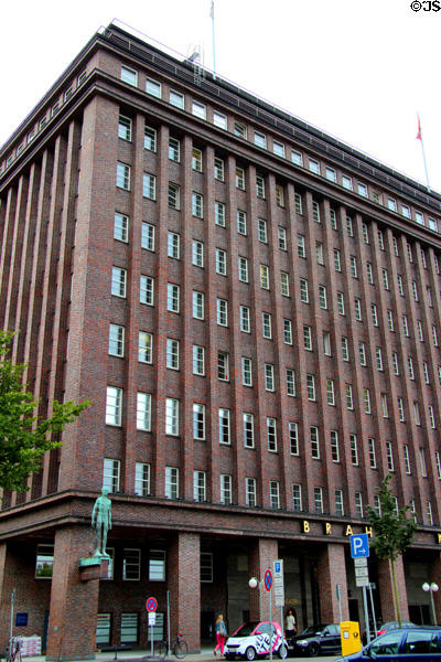 DAG House (1920-21 & 1929-31 major rebuild 2005-08) former headquarters of German Office Workers' Union on Johannes-Brahms-Platz. Hamburg, Germany. Architect: Ferdinand Sckopp & Wilhelm Vortmann.