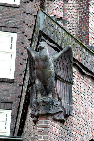 Eagle sculpture (1922-24) on Chilehaus. Hamburg, Germany.