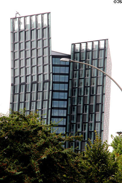 Tanzende Türme (2012) (aka Dancing or Tango Towers) (Reeperbahn 1). Hamburg, Germany. Architect: Hadi Teherani Holding GMBH.