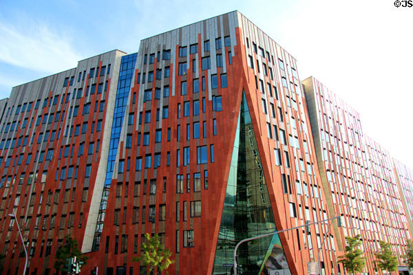 Sumatrakontor (Überseeallee 11). Hamburg, Germany. Architect: EEA (Erick van Egeraat assoc. architects).