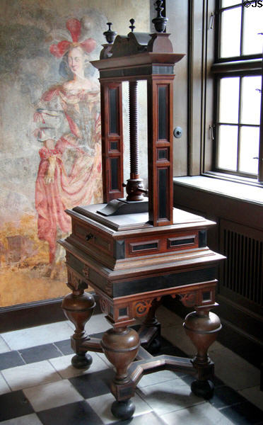 Walnut laundry press (17thC) from Hamburg home of merchant Peter Rölcke at Hamburg History Museum. Hamburg, Germany.