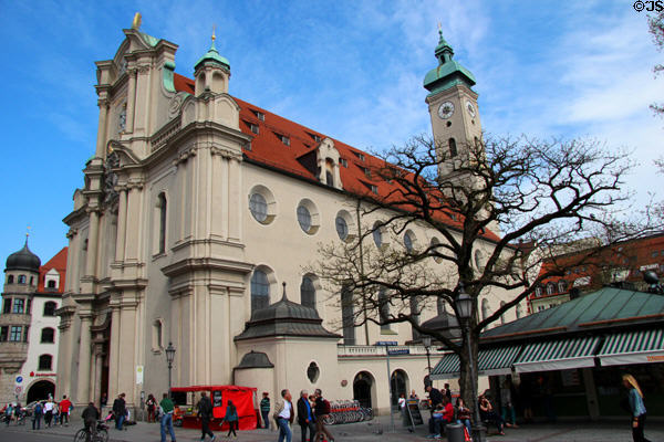 Neo-Baroque entry facade of Heilig-Geist-Kirche. Munich, Germany.