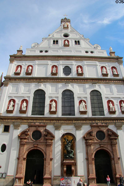 St Michael Kirche (1583) (Neuhauser Str.). Munich, Germany. Style: Renaissance & Baroque. Architect: Friedrich Sustris & Wendel Dietterlin.