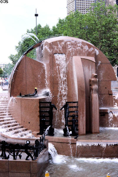 Europa Centre World Fountain (1983) by Joachim Schmettau. Berlin, Germany.