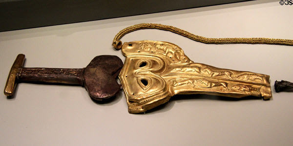 Scythian iron sword & gold sheath (c500 BCE) from Vettersfelde (now in Poland) at Altes Museum. Berlin, Germany.