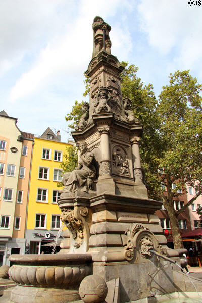 Jan von Werth fountain on Alter Markt with statues depicting Jan & Griet folk tale. Köln, Germany.