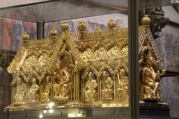 Shrine of Charlemagne (1215) aka Karlsschrein where Charlemagne's remains were interred at Aachen Cathedral. Aachen, Germany.