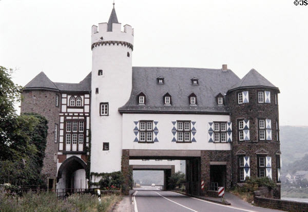 Gondorf Castle perched over roadway along Mosel River. Kobern-Gondorf, Germany.