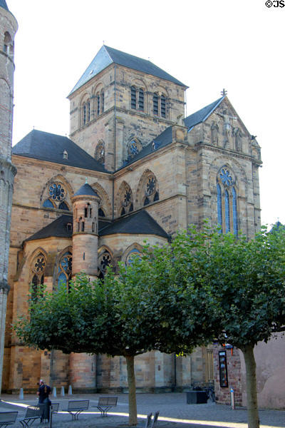 Liebfrauenkirche aka Church of Our Lady (1235-60), adjacent to Trier Cathedral, built in the form of a rose with 12 petals, a symbol of the Virgin Mary. Trier, Germany.