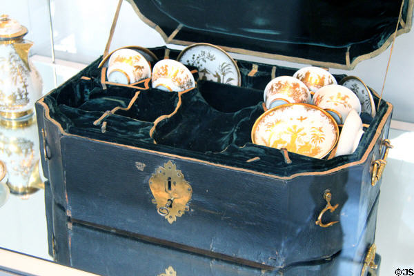 Meissen porcelain service in leather case (1731) by Abraham Seuter at Bamberg Old Town Hall Museum of Faience & Porcelain. Bamberg, Germany.