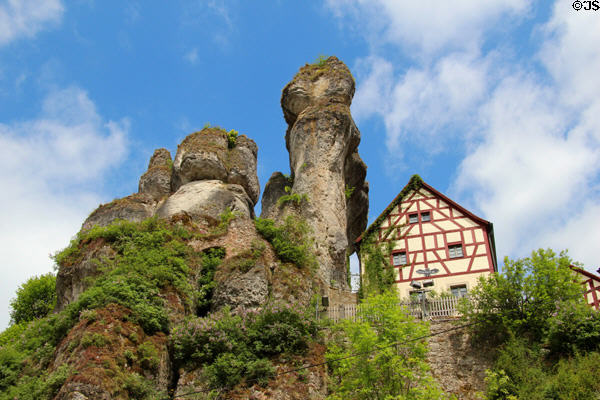 Tüchersfeld village clings to Jurassic reefs turned to stone in Püttlach valley in Franconian Switzerland. Tüchersfeld, Germany.