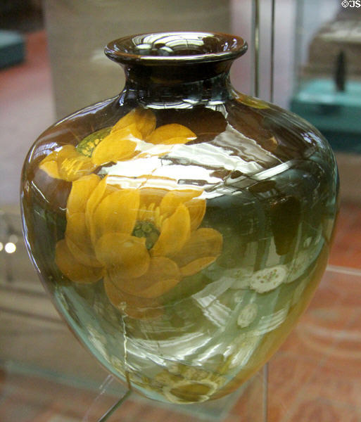 Ceramic vase (c1898) by Rookwood Pottery of Cincinnati at Germanisches Nationalmuseum. Nuremberg, Germany.