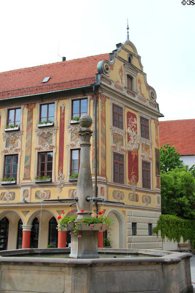 Marktplatz stone fountain & Steuerhaus (1494-5). Memmingen, Germany.