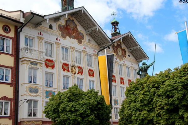 Bürgerbräu Haus (city museum) & Rathaus (Town Hall) (since 1903). Bad Tölz, Germany.