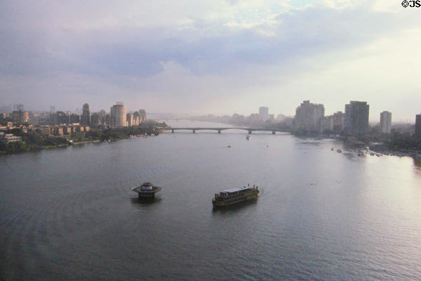 Nile flowing through Cairo. Egypt.
