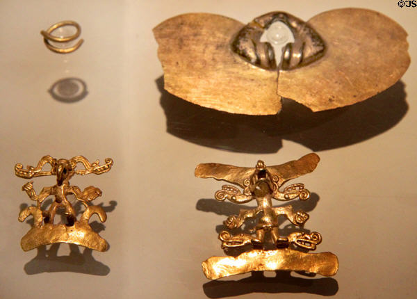 Calima culture gold nose rings (1500 BCE - 1000 CE) from Colombia above & gold pendants (1000-1500 CE) from Costa Rica below at Museum of America. Madrid, Spain.