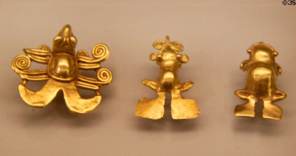 Gold pendants (1000-1500) in form of hummingbird & frogs from Diquis, Costa Rica at Museum of America. Madrid, Spain.