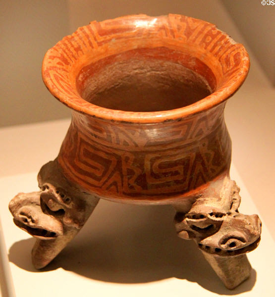 Tripod vessel (1000-1500) from Atlantic, Costa Rica at Museum of America. Madrid, Spain.