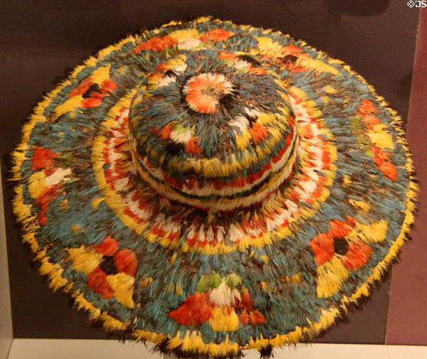 Amazonian native sombrero decorated with parrot feathers (18thC) at Museum of America. Madrid, Spain.