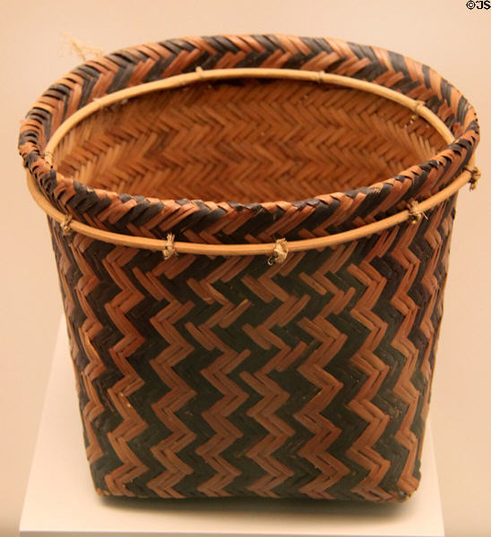 Native woven square to round transition basket with geometric pattern (20thC) from North America at Museum of America. Madrid, Spain.