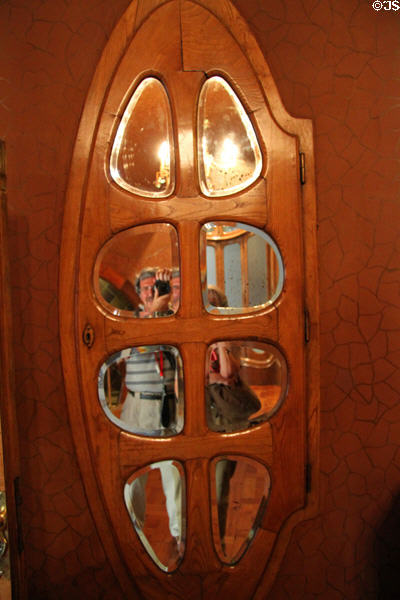 Mirrored door at Casa Batlló. Barcelona, Spain.