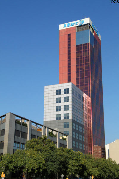 Torre Allianz (1993) (20 floors) (Carrer de Tarragona, 103-115). Barcelona, Spain.
