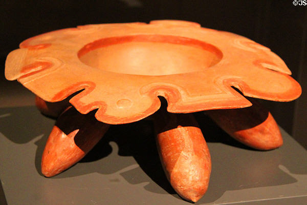 Ceramic bowl (1800-300 BCE) from Chorrera Culture, Ecuador at Barbier Mueller Precolumbian Art Museum. Barcelona, Spain.