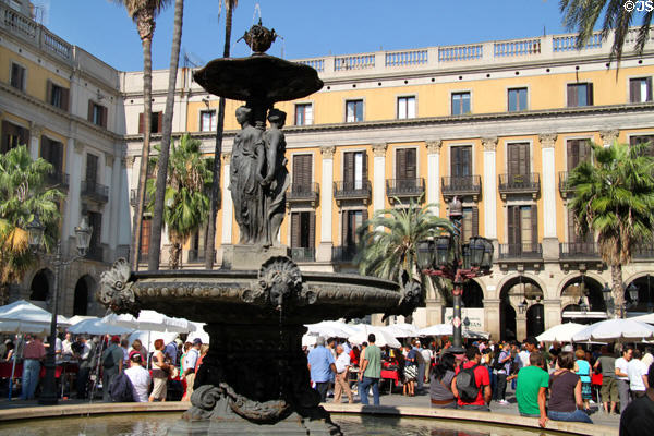 Fountain in Plaça Reial. Barcelona, Spain.
