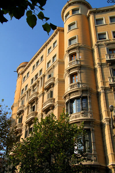 Corner building at Rambla de Catalunya 89. Barcelona, Spain.