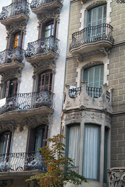 Balmes 81 & Casa Jaume Larceguí (1907) (Balmes 83). Barcelona, Spain.