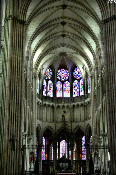 Cathedral St Étienne nave. Auxerre, France.