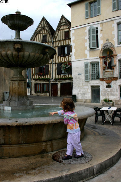 Place St Nicolas. Auxerre, France.