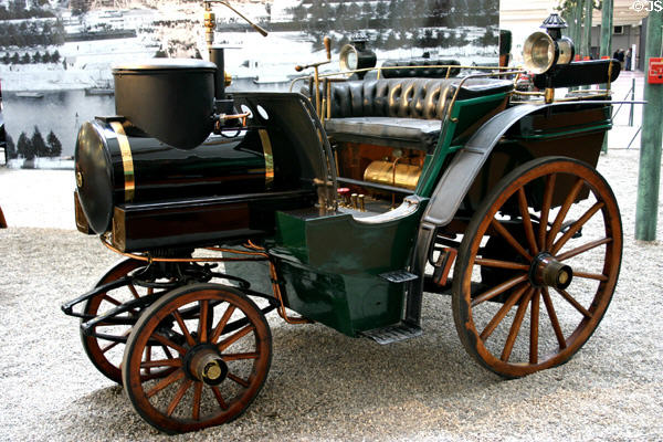 Jacquot (1878) steam car, France; (2 cylinders) in Schlumpf National Automobile Museum. Mulhouse, France.