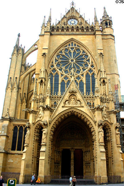 Cathedral of St. Etienne facade (1898). Metz, France. Style: Gothic.