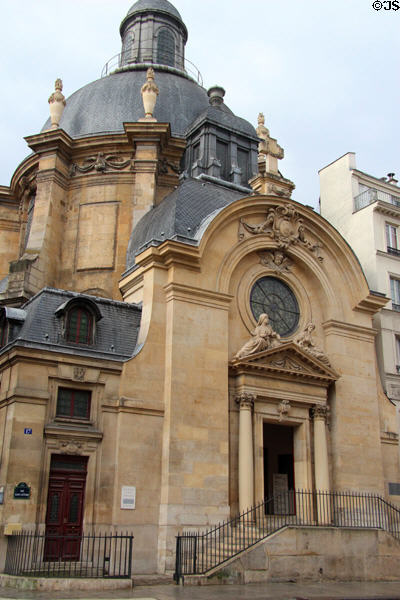 Temple du Marais protestant church (17 Rue Saint-Antoine). Paris, France.