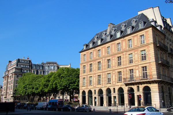 Residences flanking triangular Place Dauphine on western tip of Isle de la Cité. Paris, France.